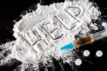 පාතාලයෝ ඔක්කොම හිරේ…ඒත්…නැව් පිටින් ලංකාවට එන කුඩු…