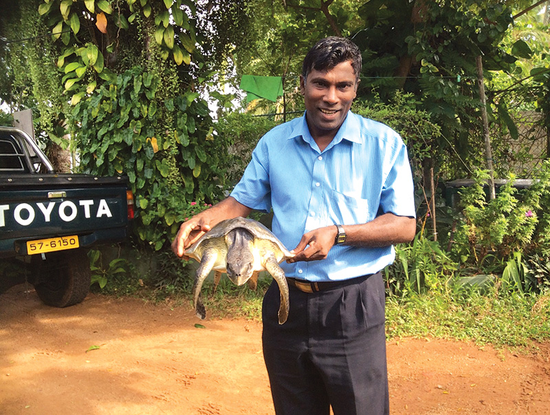 ලොව වෙනස් කරන පුද්ගලයන් පනස් දෙනා අතරට ගිය අපේ සමුද්‍රජීව විද්‍යාඥයා