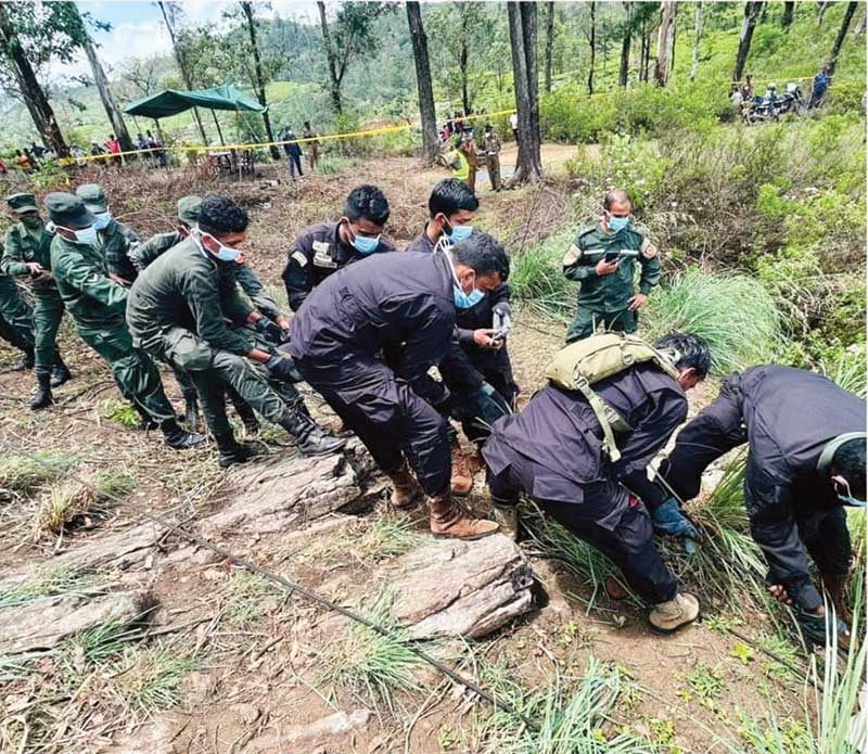 ඝාතනය කර පුංචි ලෝකාන්තයෙන් පහළට දැමූ තරුණයාගේ සිරුර කමාන්ඩෝ මෙහෙයුමෙන් සොයා ගැනේ
