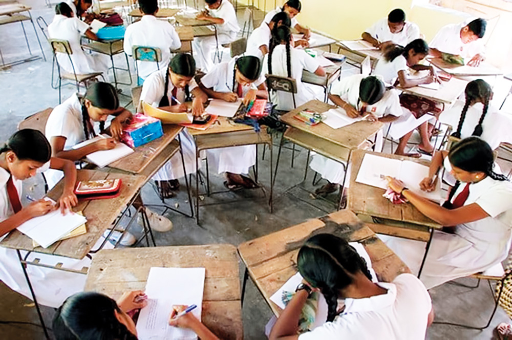 පහසු අධ්‍යාපනයට අපහසු මිල ගණන්
