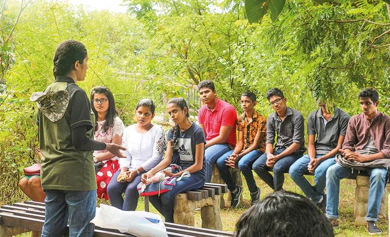 ගොතටුව තෙත්බිම් උයනේ අසිරිය විඳිමු