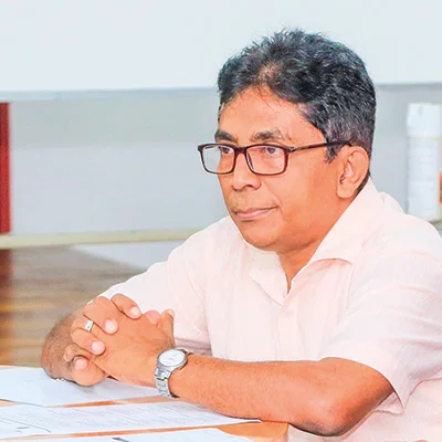 එදත් එහෙමයි අදත් එහෙමයි…අවුරුදු ගණන් පල් කරපු පොල් ප්‍රශ්නය