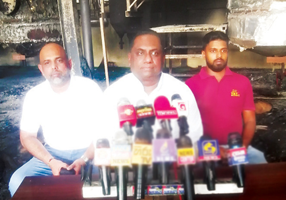 ගින්නෙන් වැනසුණු හොරණ කුළුබඩු කම්හල යළි අරඹන්න රජයෙන් සහාය ඕනෑ