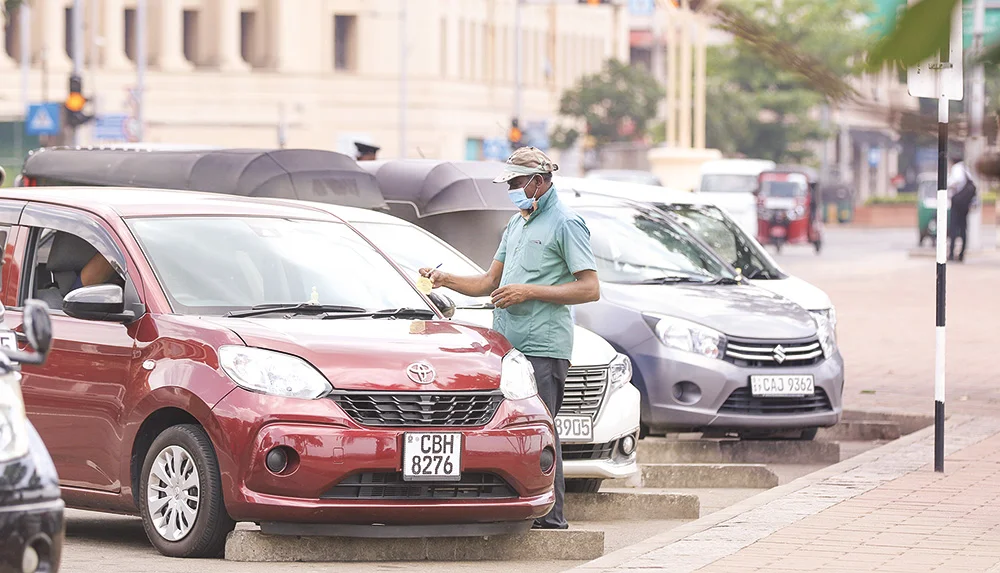 කොළඹ රථ ගාල් පිනට ලැබෙන නිධානයක්