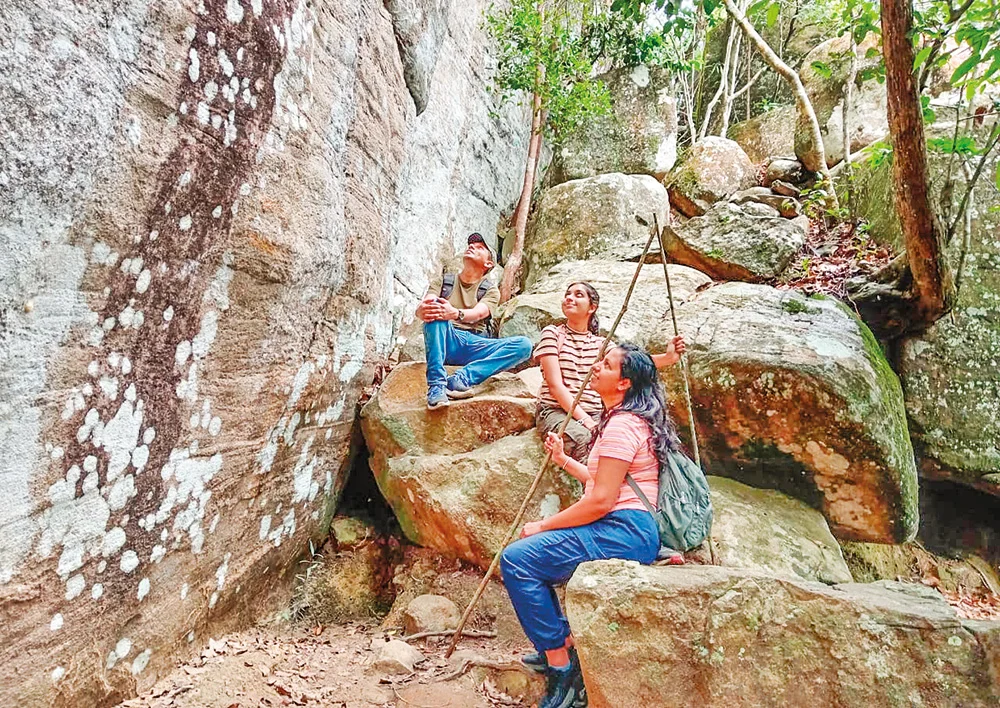 කලක් රටම හෙල්ලූ මේ තමයි දොළුකන්ද