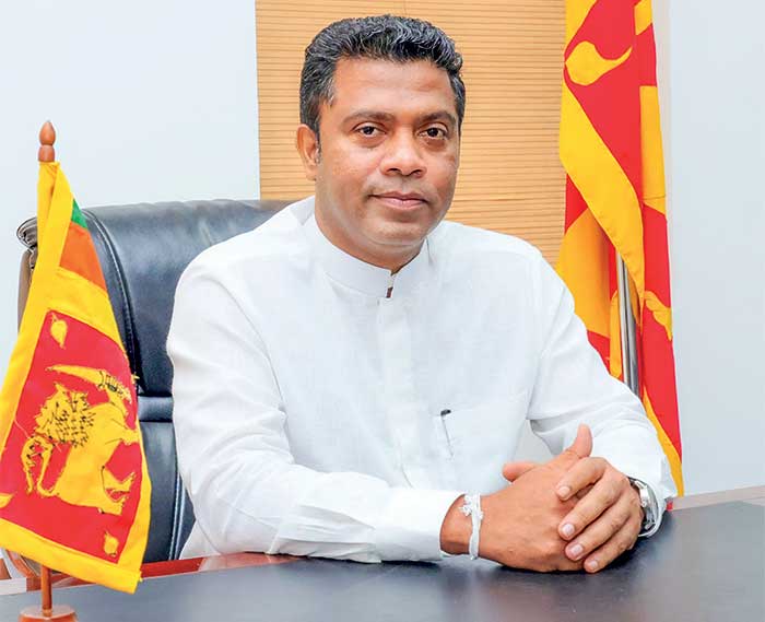 හිරෙන් ඇවිත් දින දෙකකින් අපරාධය කරලා