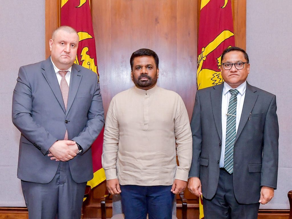 ශ්‍රී ලංකාවට නව තනාපතිවරු තිදෙනෙක්