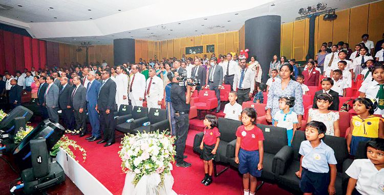 ලංකා බැංකුව 'BOC Little Picasso' තරගයේ ජයග්‍රාහකයන් අගයයි