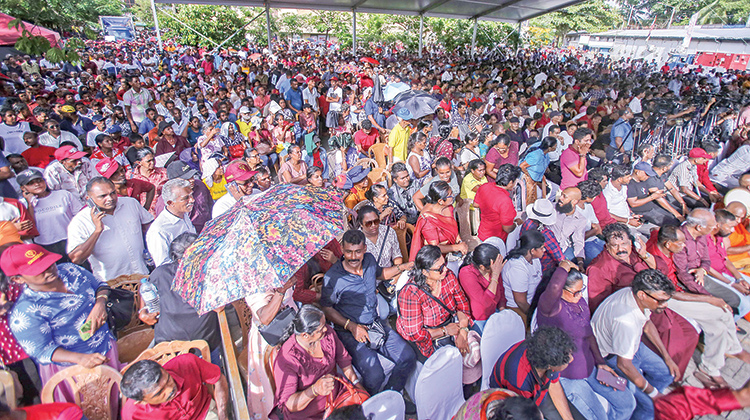පොහොට්ටුව අලුත් වෙනකොට මාලිමාව බය වෙලා නාමල් රාජපක්‍ෂ
