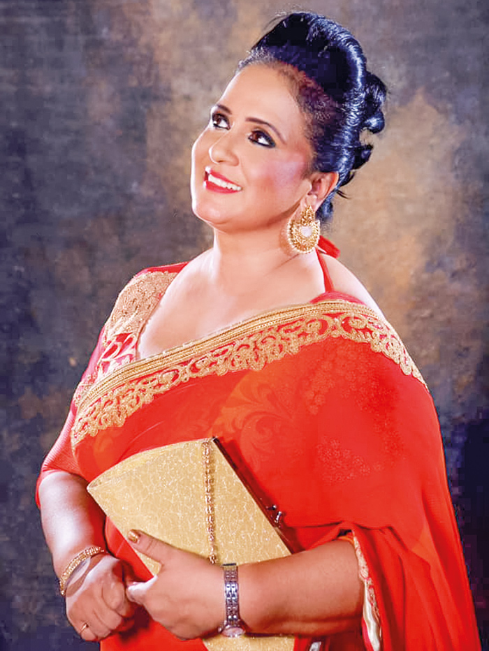 නවක අධ්‍යක්‍ෂවරු අපේ වටිනාකම දන්නේ නෑ… - සනෝජා බිබිලේ
